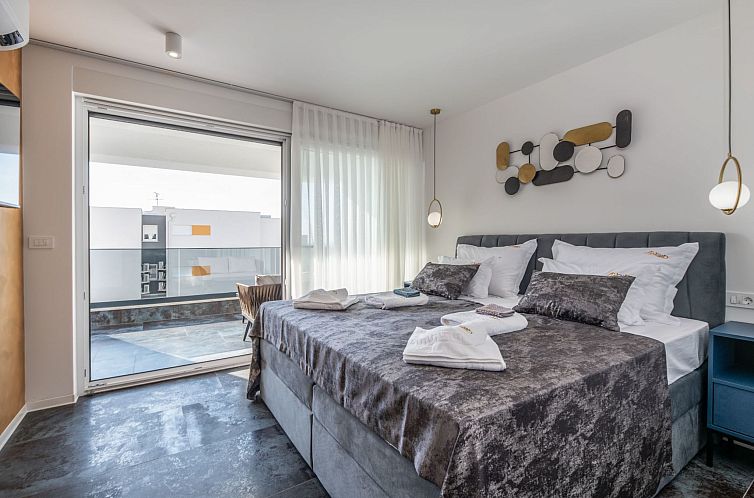 Vakantiehuis Luxusvilla Travera mit privatem Pool und Jacuzz