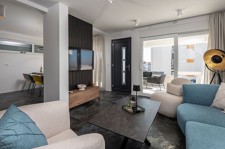 Vakantiehuis Luxusvilla Travera mit privatem Pool und Jacuzz