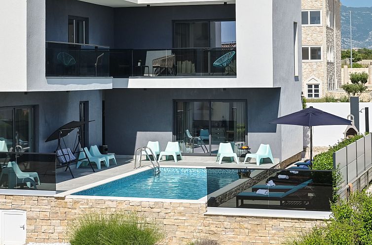 Vakantiehuis mit Privatpool für 16 Personen ca. 160 m&sup2;