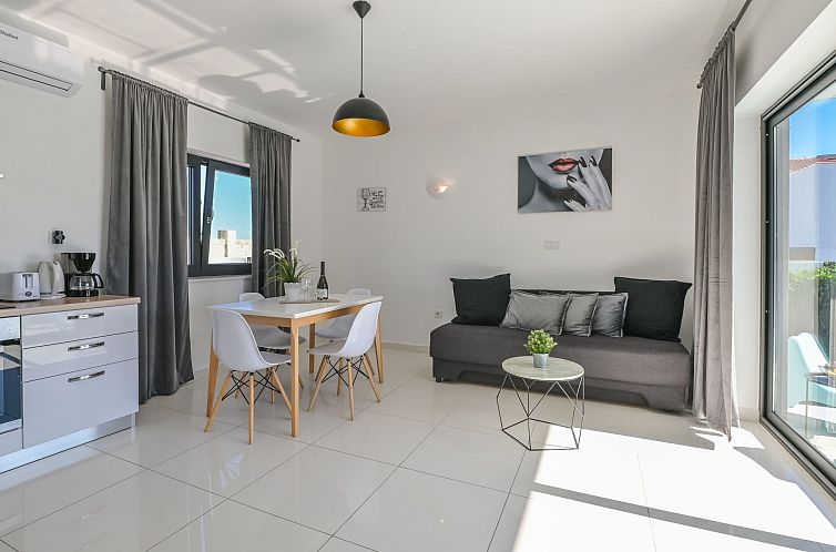 Vakantiehuis mit Privatpool für 16 Personen ca. 160 m&sup2;
