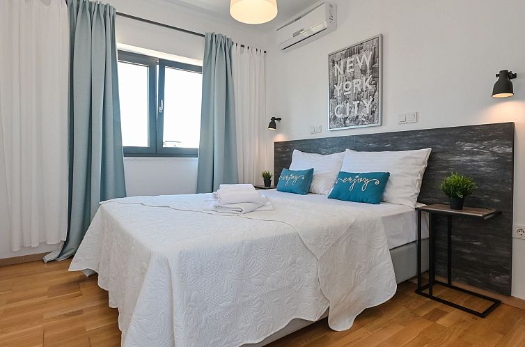 Vakantiehuis mit Privatpool für 16 Personen ca. 160 m&sup2;