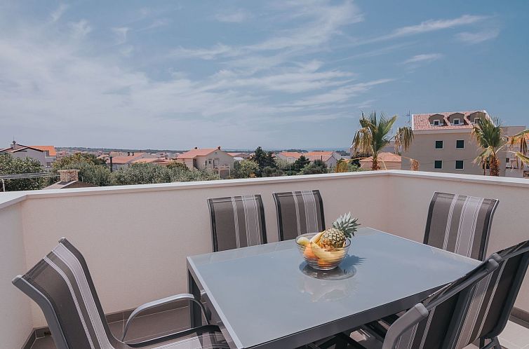 Vakantiehuis Pool Villa Aldura