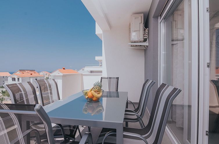 Vakantiehuis Pool Villa Aldura