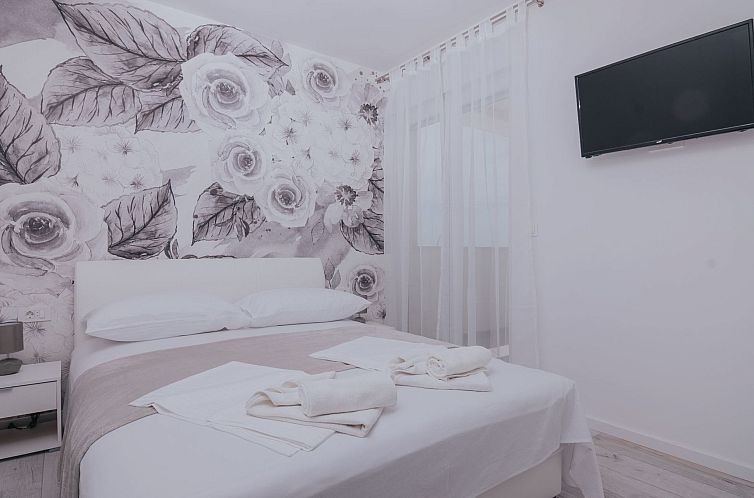 Vakantiehuis Pool Villa Aldura