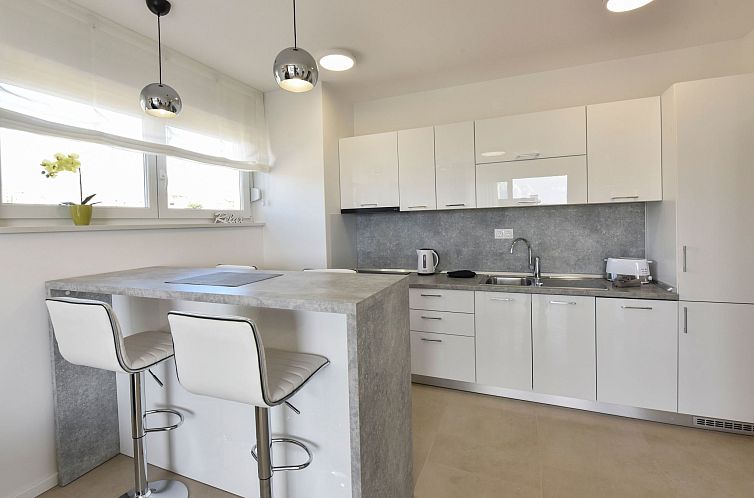 Appartement Deluxe Drei-Zimmer-Wohnung mit Terrasse - Mare