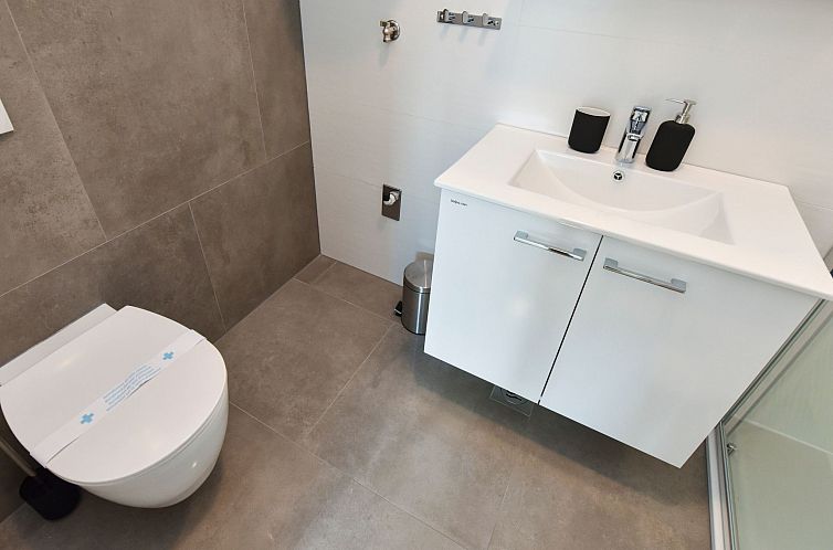 Appartement Deluxe Drei-Zimmer-Wohnung mit Terrasse - Mare