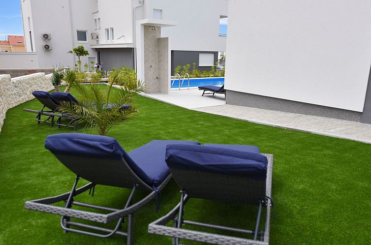 Appartement Deluxe Drei-Zimmer-Wohnung mit Terrasse - Mare