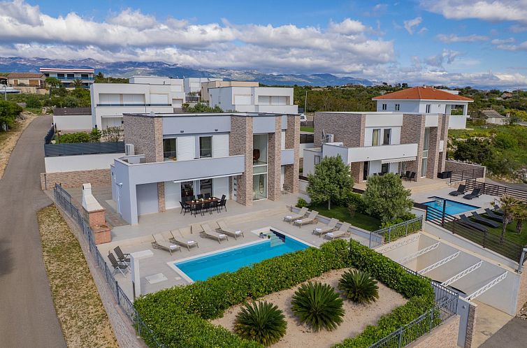 Vakantiehuis Luxuriöse Villa Royal I mit privatem Pool