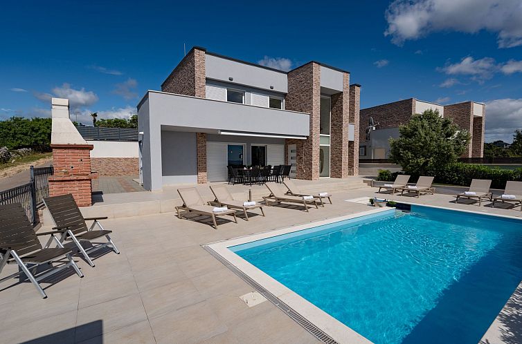 Vakantiehuis Luxuriöse Villa Royal I mit privatem Pool