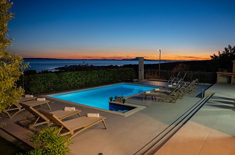 Vakantiehuis Luxuriöse Villa Royal I mit privatem Pool