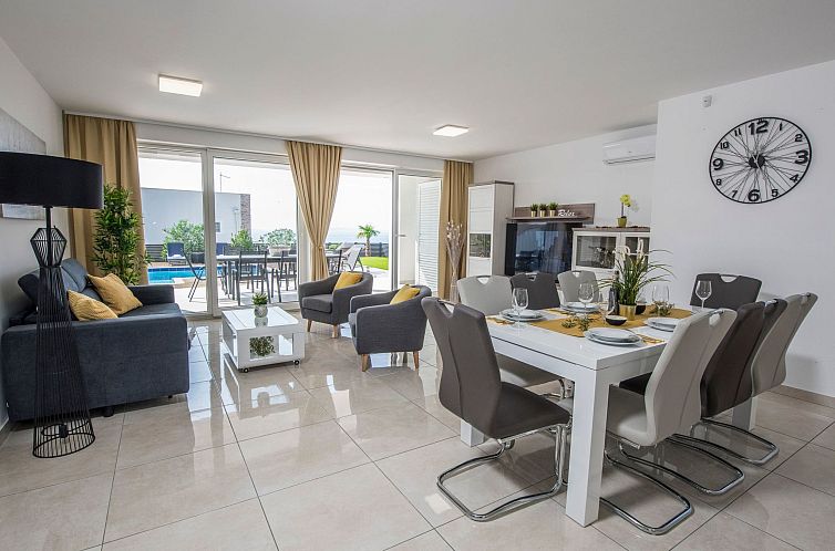 Vakantiehuis Luxuriöse Villen Royal II