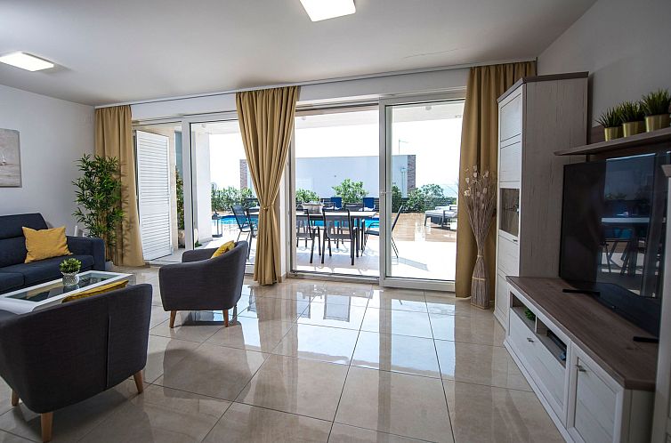 Vakantiehuis Luxuriöse Villen Royal II