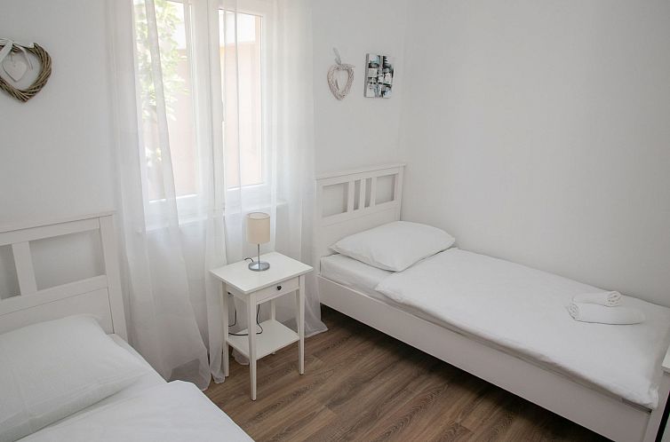 Vakantiehuis Holiday home Tina with Private pool