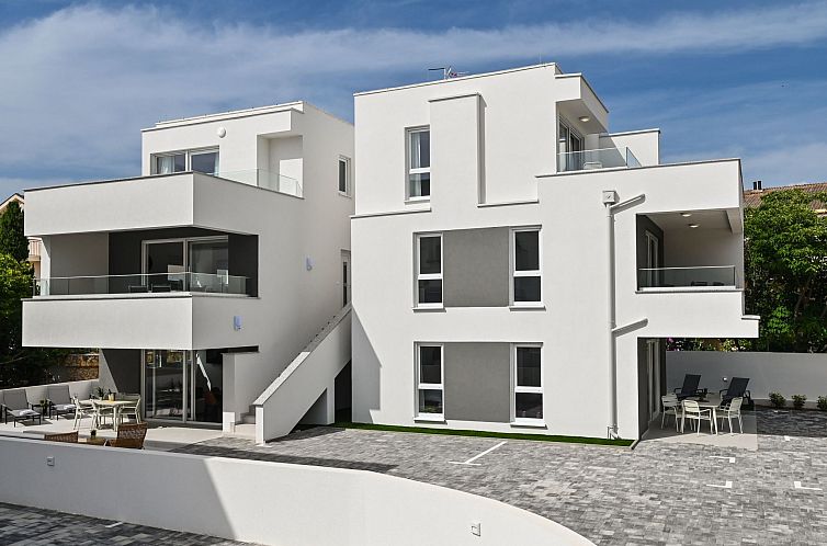 Vakantiehuis Villa mit privatem Pool für 20 Personen