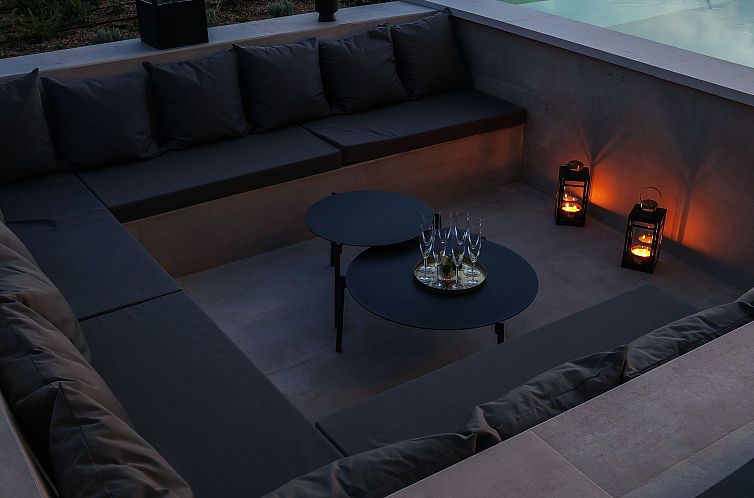 Vakantiehuis Luxuriöse Villa 360 - privater beheizter Pool