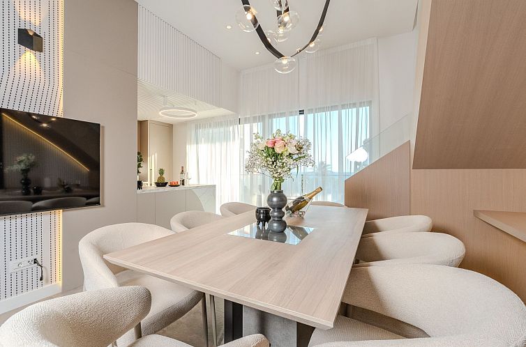 Appartement Vier-Schlafzimmer-Wohnung Dantela mit Tauchbecke