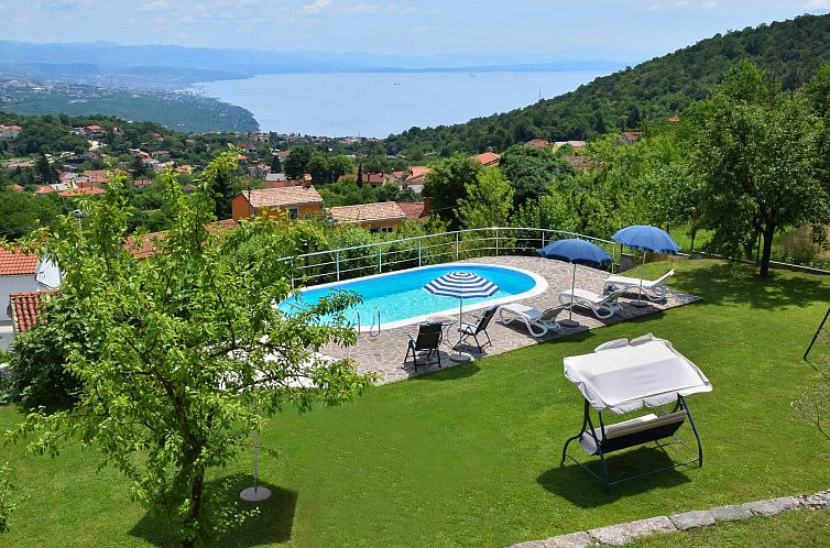 Verblijf 1046001 - Vakantiewoning Kvarner - Vakantiehuis Lea