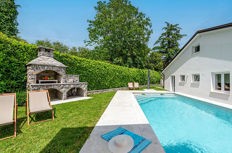 Vakantiehuis Villa Luni