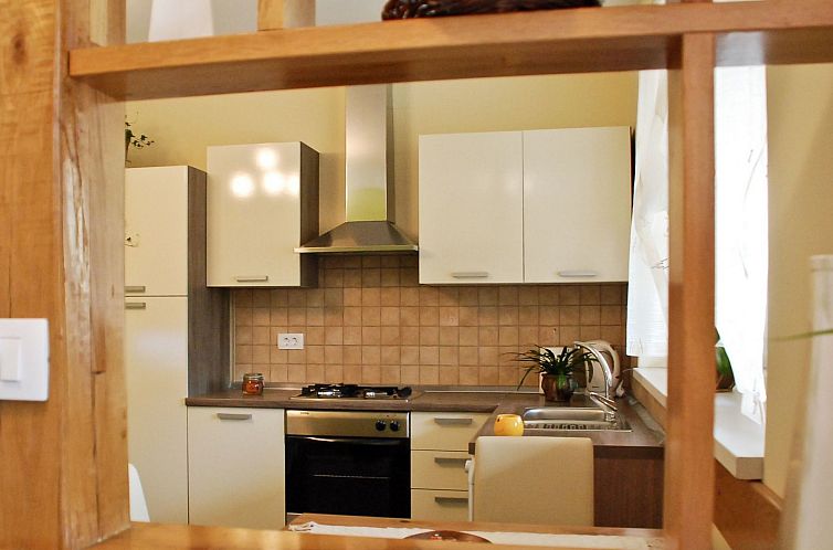 Vakantiehuis Nettes Ferienhaus in Matulji mit Eigener Terras