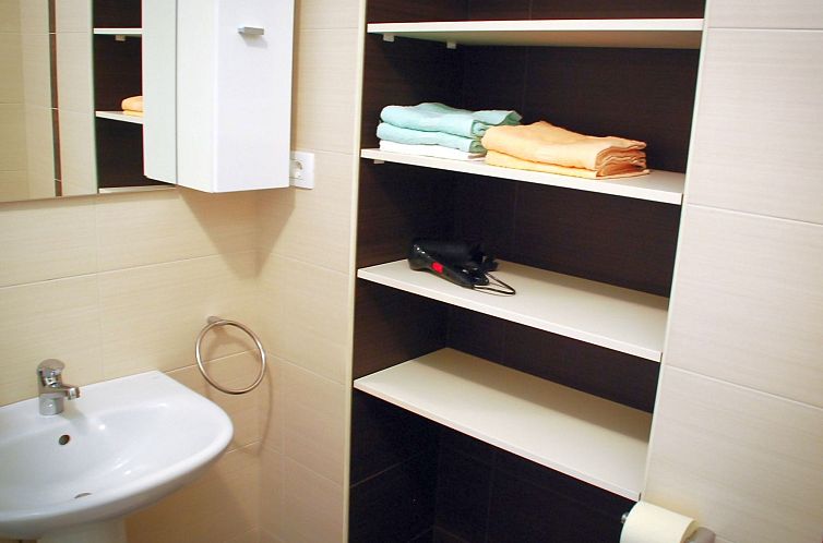 Vakantiehuis Nettes Ferienhaus in Matulji mit Eigener Terras