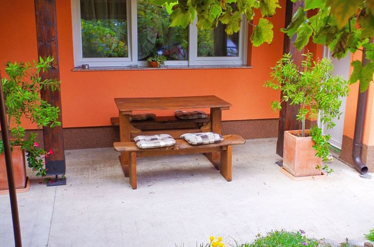 Vakantiehuis Nettes Ferienhaus in Matulji mit Eigener Terras