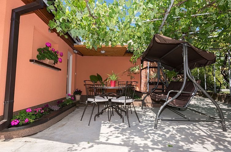 Vakantiehuis mit Garten, Grill und Terrasse