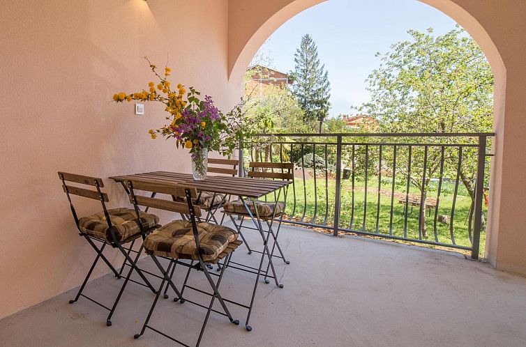 Appartement "Raspolic" mit Terrasse