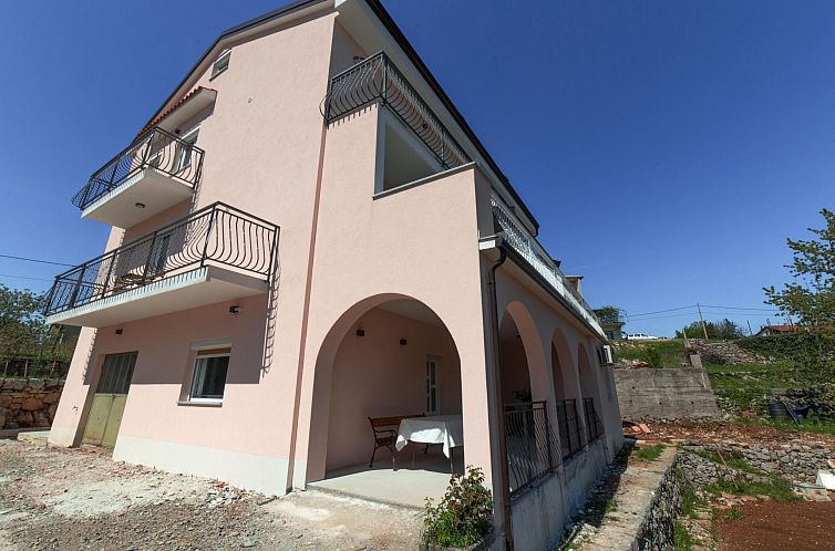 Appartement "Raspolic" mit Terrasse
