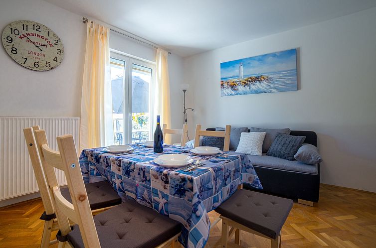 Appartement "Raspolic" mit Terrasse