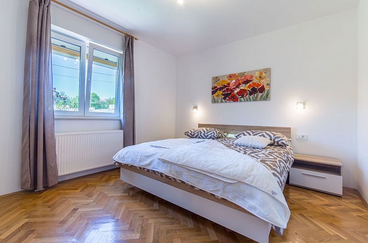 Appartement "Raspolic" mit Terrasse
