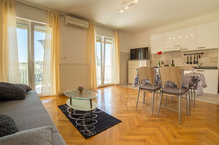 Appartement Apartment Raspolic no.2