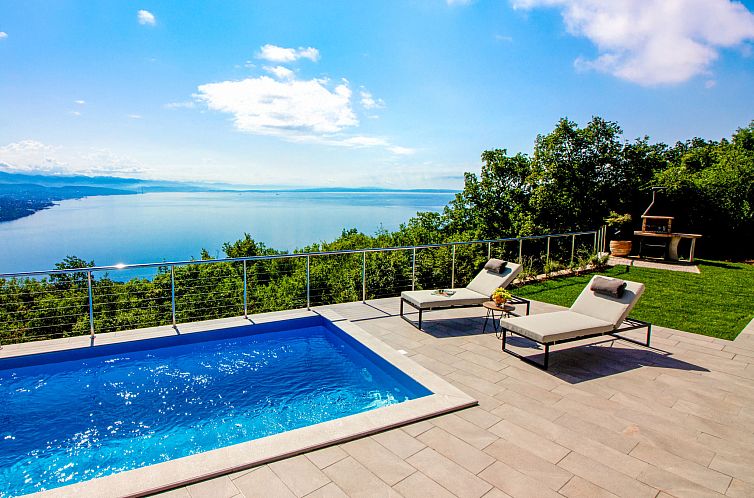 Guest house 1047905 - Holiday property Kvarner - Vakantiehuis Vista sul Quarnero