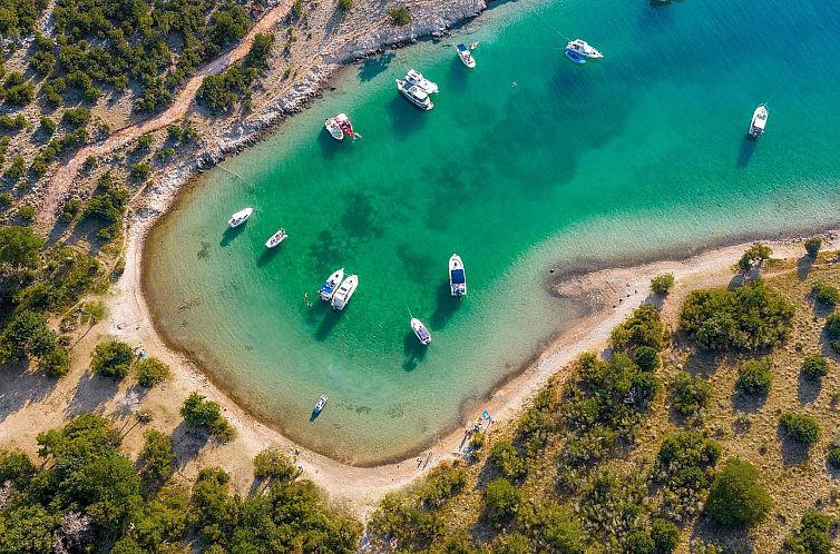 Vakantiehuis Ferienvilla "vila Mirakul" mit privatem Pool