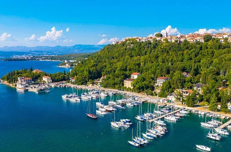 Vakantiehuis Ferienvilla "vila Mirakul" mit privatem Pool