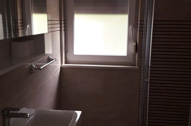 Appartement mit Terrasse