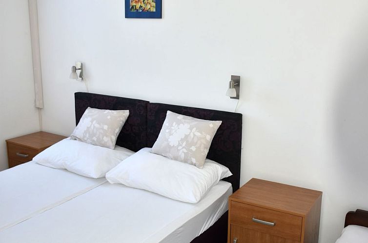 Appartement mit einem privaten Balkon mit Meerblick