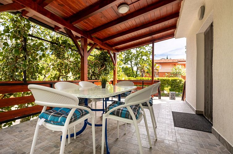 Guest house 1048128 - Apartment Kvarner - Appartement Apartment Danica - 2