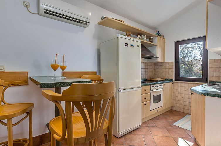 Appartement Apartment Mirna - 2