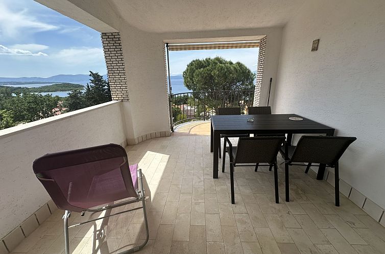 Guest house 1048136 - Apartment Kvarner - Appartement Apartment Gubic - 2