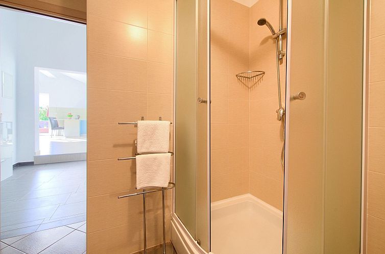 Vakantiehuis "Villa Vrh" mit eigenem Pool