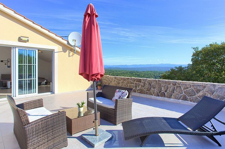 Vakantiehuis "Villa Vrh" mit eigenem Pool