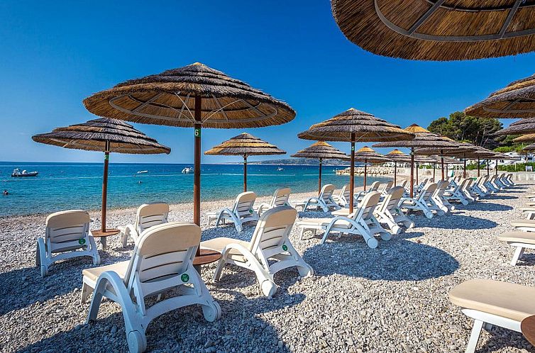 Vakantiehuis Luxuriöse Villa mit Pool, großem mediterranen