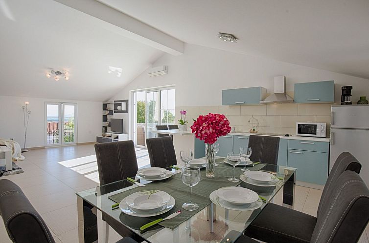 Vakantiehuis Luxuriöse Villa mit Pool, großem mediterranen