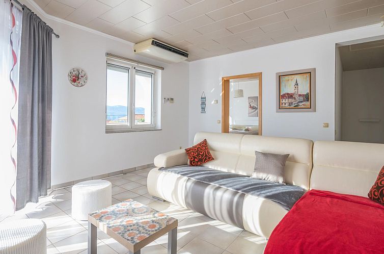 Vakantiehuis "Nika" mit privatem Pool