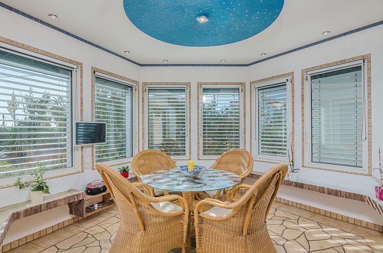 Vakantiehuis "Nika" mit privatem Pool