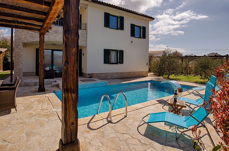 Vakantiehuis Villa "Oleandar" mit Schwimmbad und Meerblick