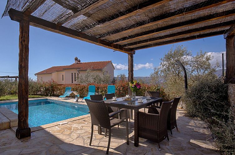 Vakantiehuis Villa "Oleandar" mit Schwimmbad und Meerblick