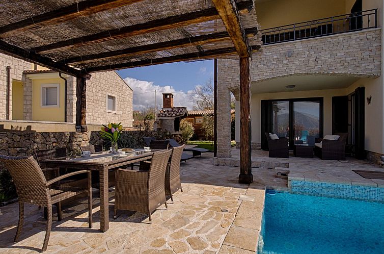 Vakantiehuis Villa "Oleandar" mit Schwimmbad und Meerblick