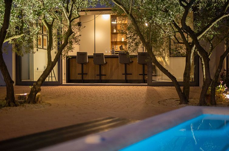 Vakantiehuis Villa "Margari Villas" mit privatem Pool