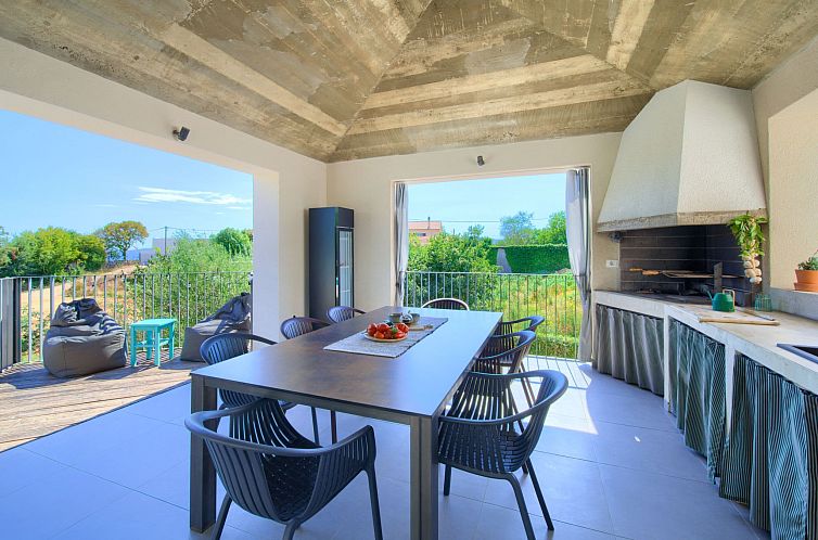 Vakantiehuis Villa "Margari Villas" mit privatem Pool